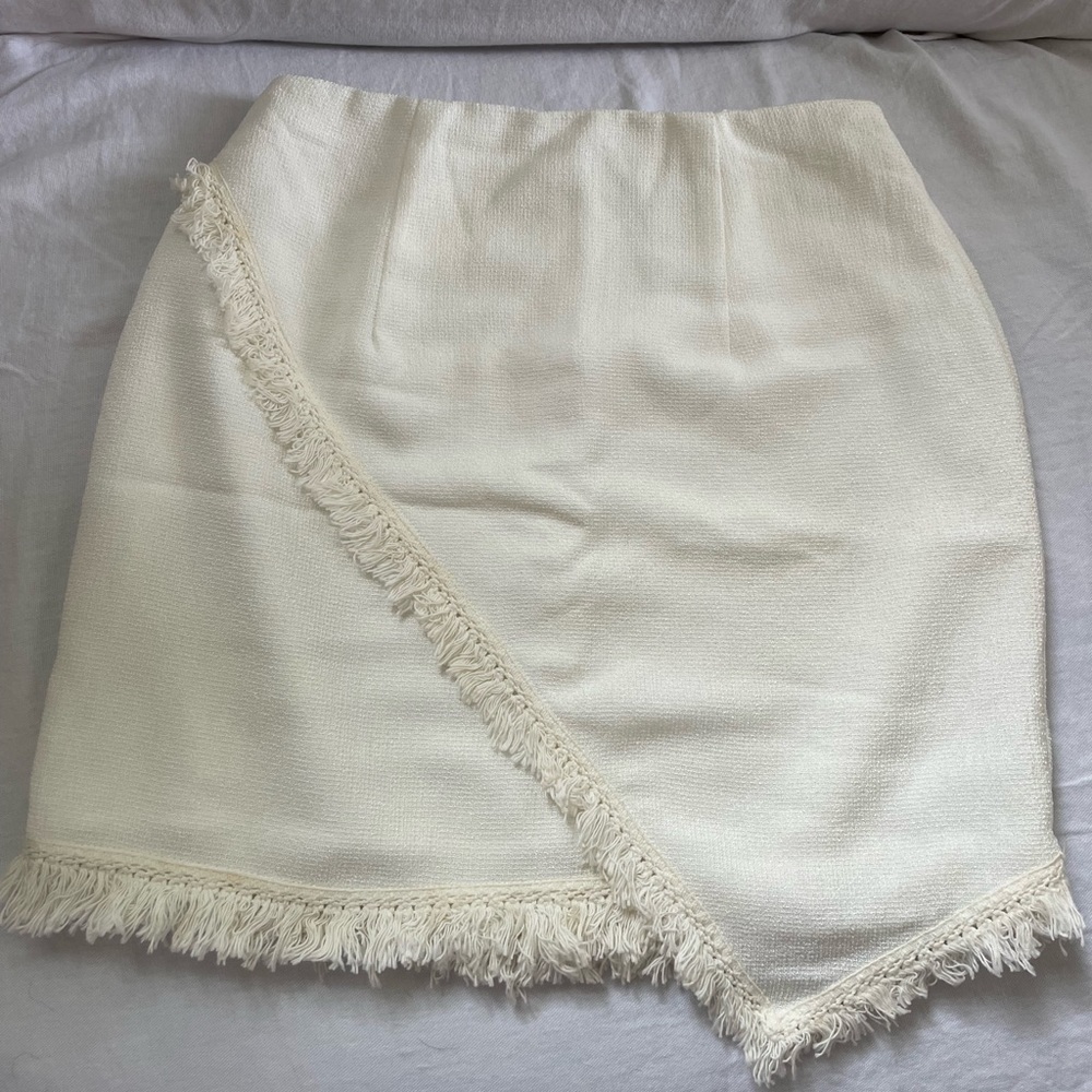 superdown Savana Frayed Hem Skirt - Picture 5 of 7